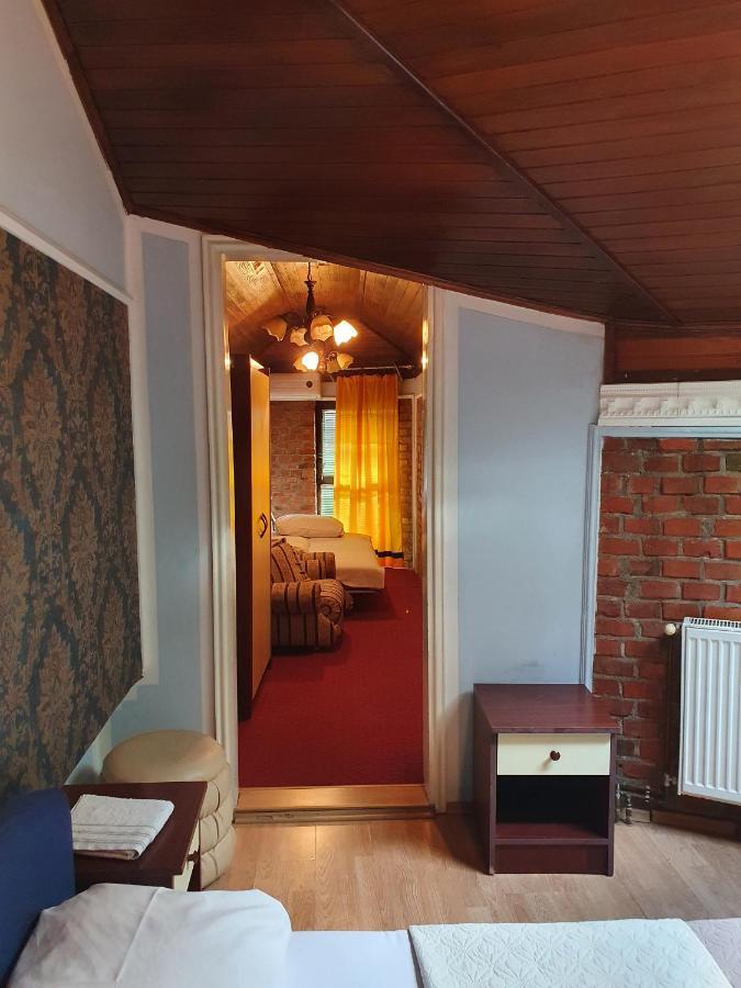 Motel Zoka Dvorovi Bagian luar foto